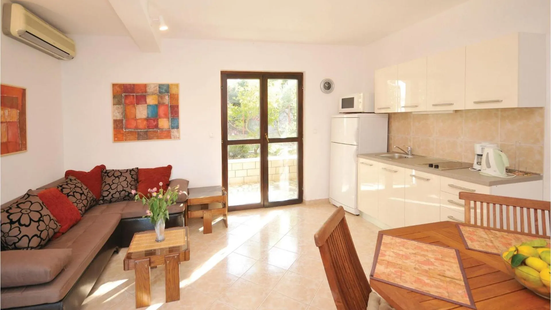Pet Friendly Home In Okrug Donji With Wifi Donji Okrug  0*, Donji Okrug (Ciovo) Croatia